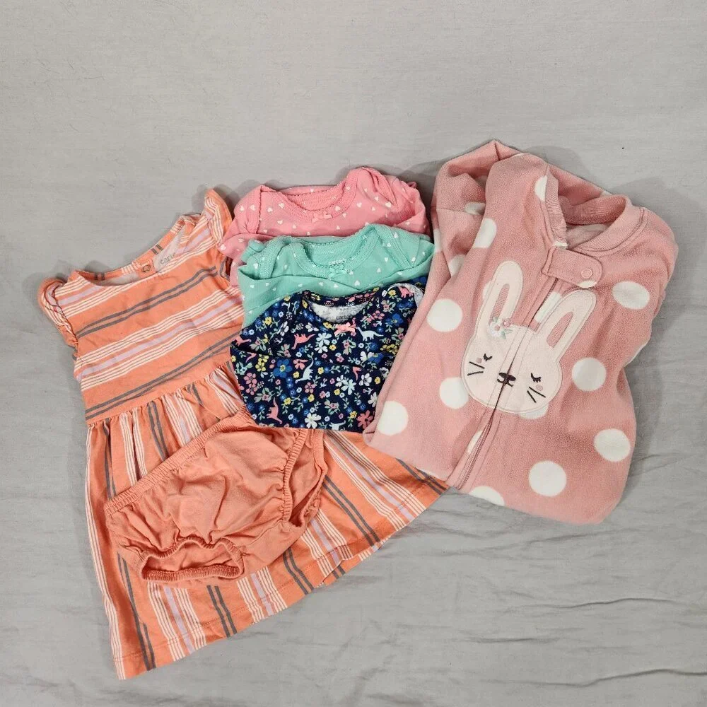 Bundle Carter's Clothes Girls 3 to 9 Months Zip up Bunting Sun Dress Bodysuits